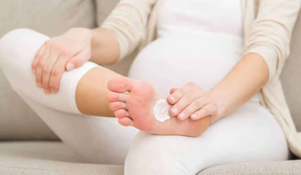 taking care of feet in pregnancy